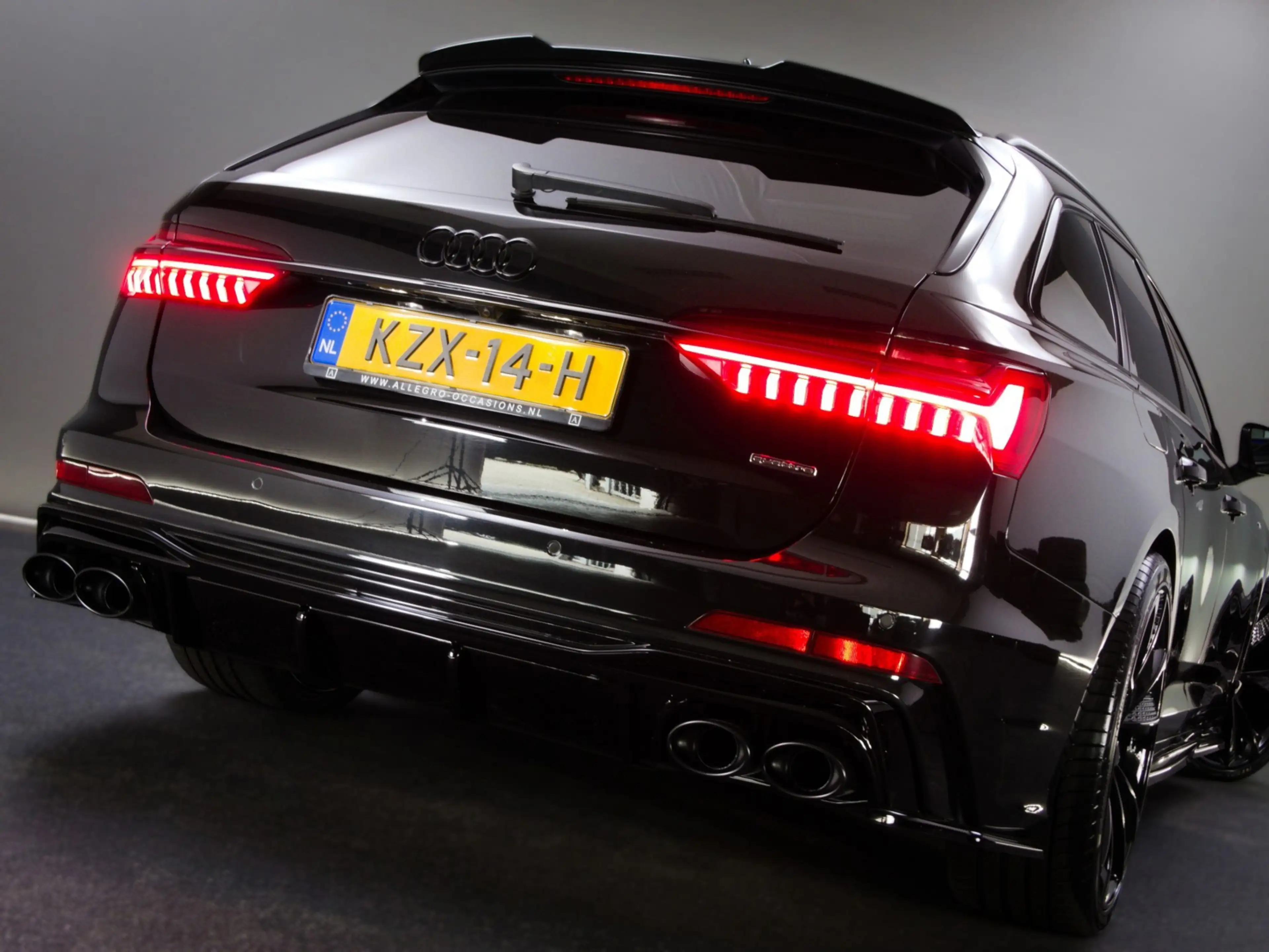 Audi A6 Avant 55 TFSI e quattro Competition S-Line Edition — photo 14