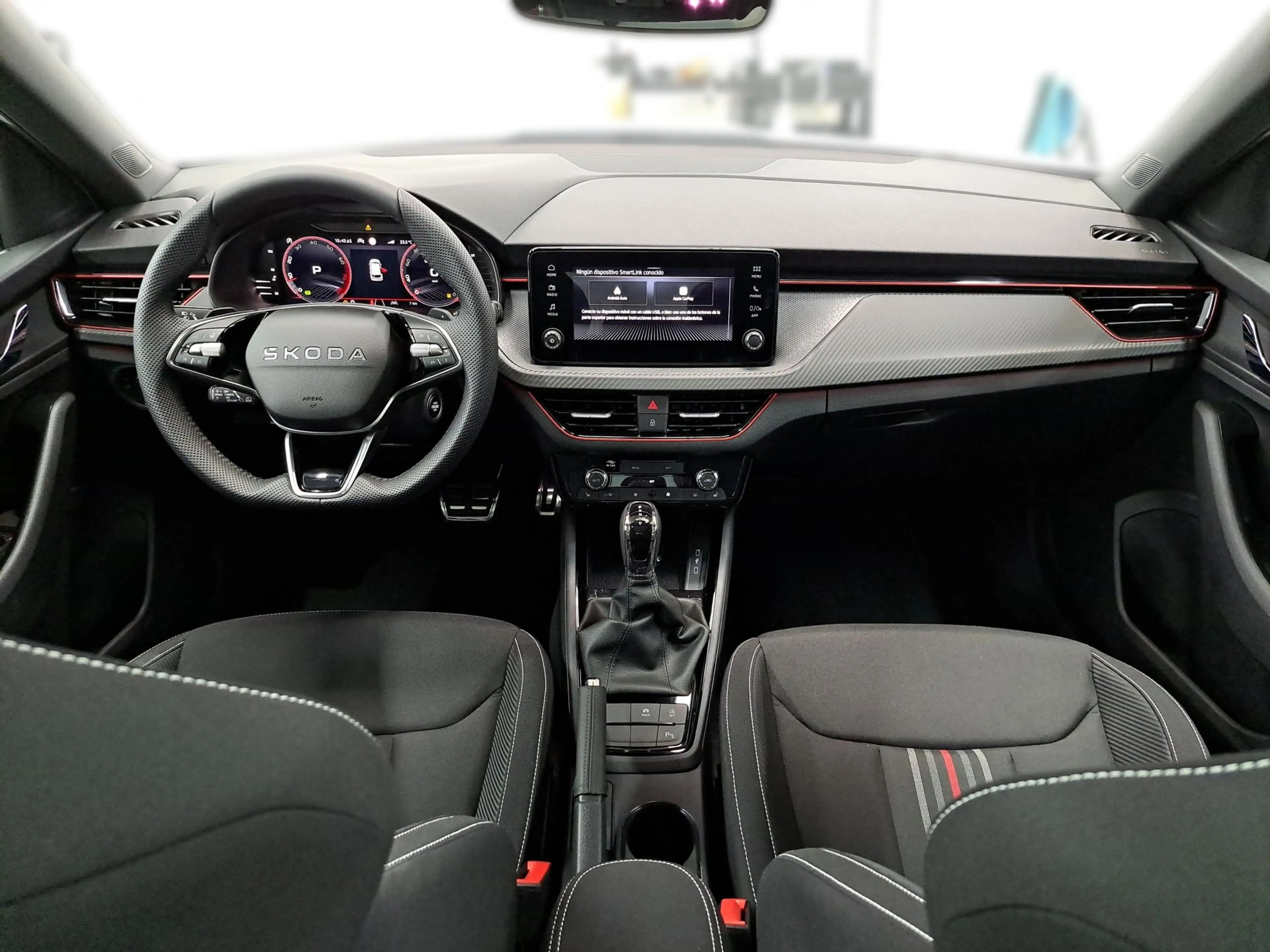 Skoda Kamiq 1.5 TSI DSG Monte Carlo MATRIX AHK RFK PAN — photo 15