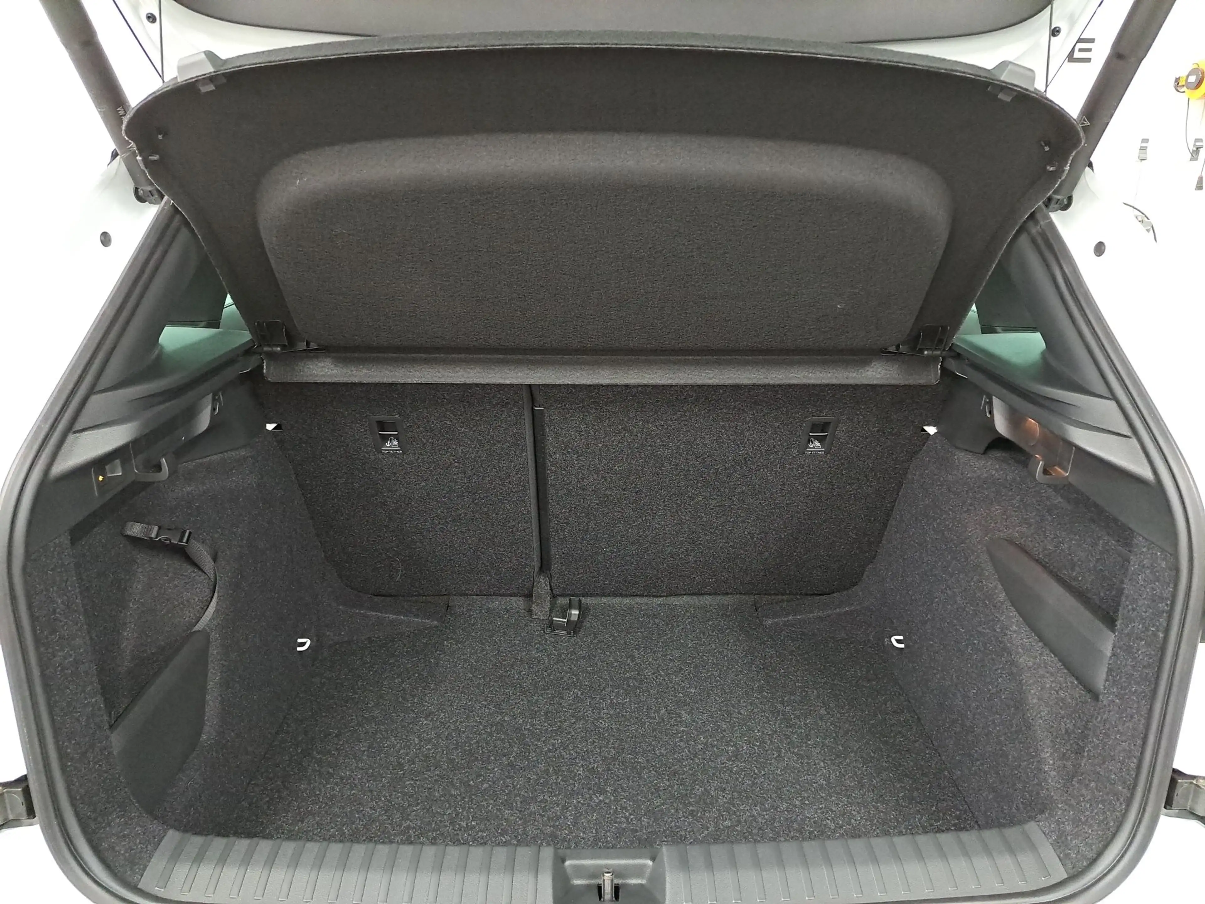 Skoda Kamiq 1.5 TSI DSG Monte Carlo MATRIX AHK RFK PAN — photo 7