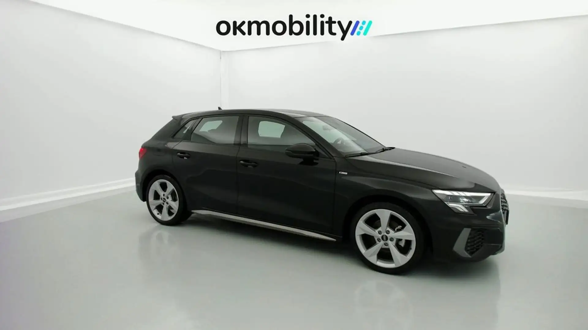 Audi A3 Sportback 35 TFSI 150 STRONIC s line Negro - 2