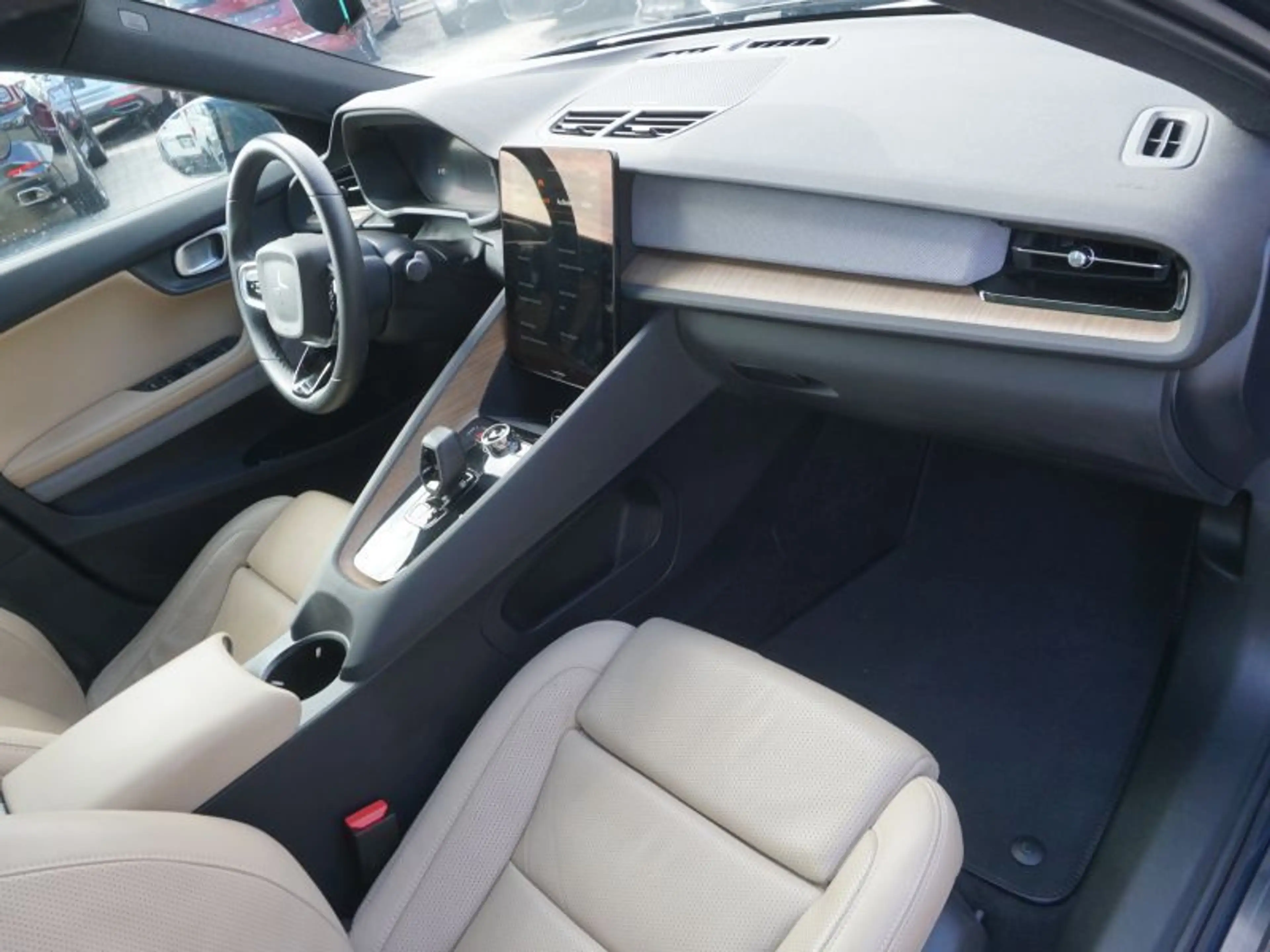 Polestar 2 Long Range 78kWh Dual Motor *ALLRAD* — photo 10