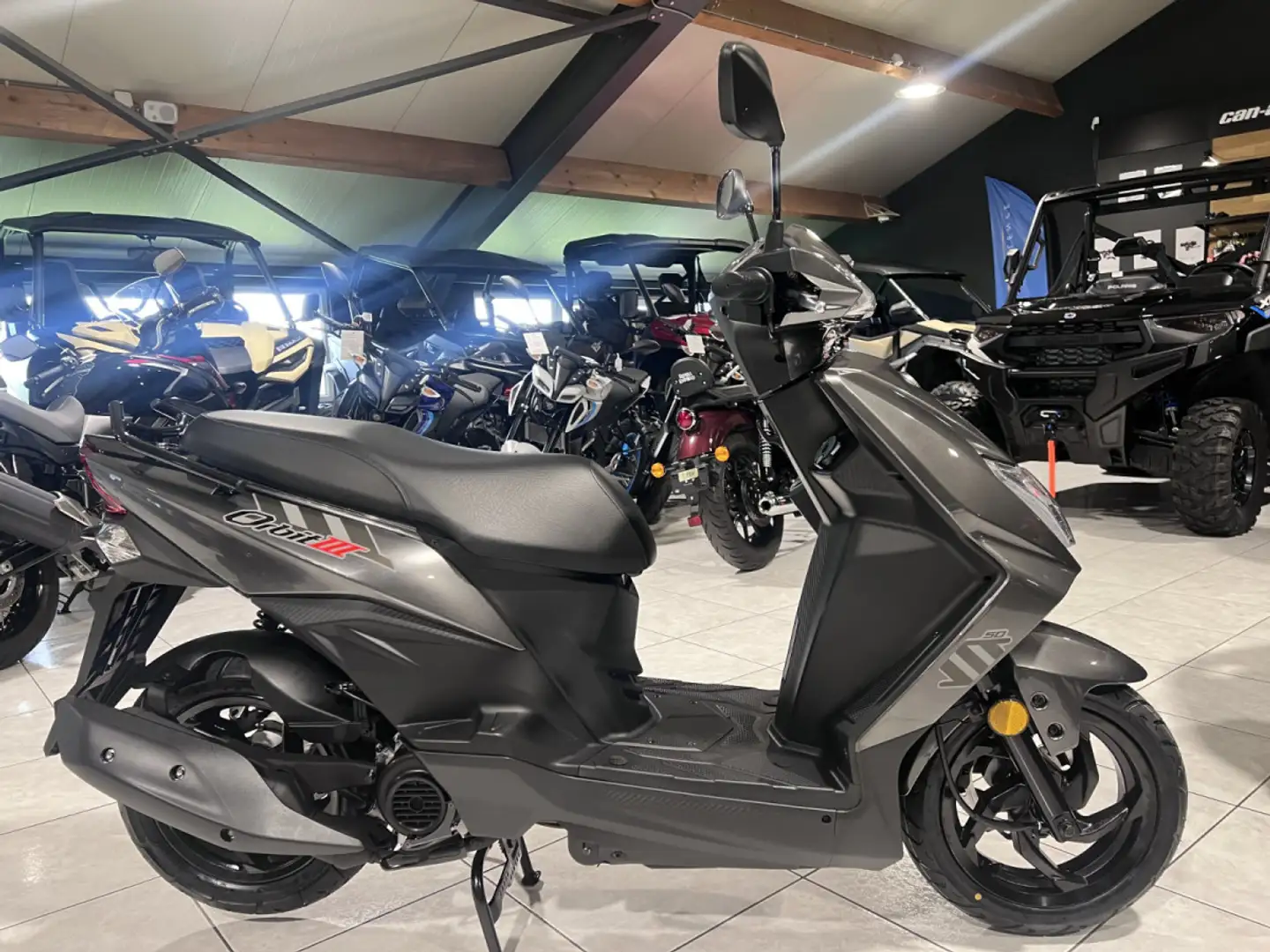 SYM Orbit III 50 Classe A 25 Km/h Szary - 1