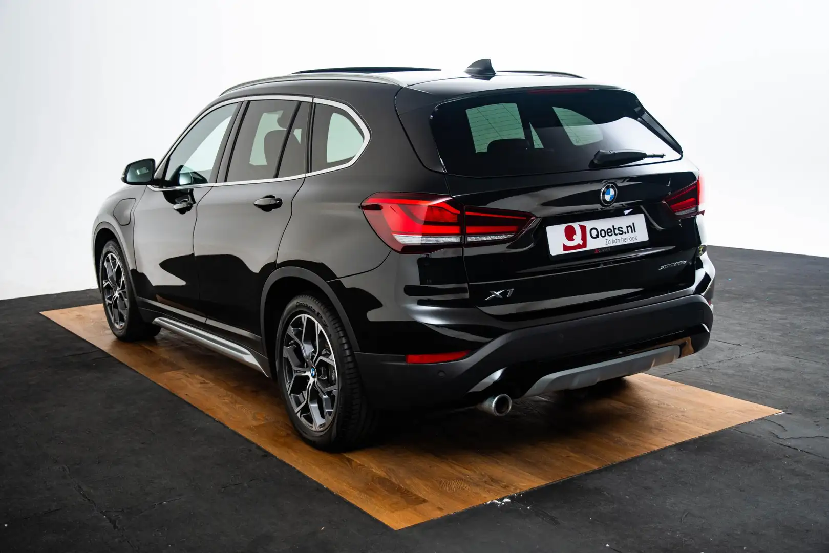 BMW X1 xDrive25e High Executive xline - Panoramadak - Par Noir - 2