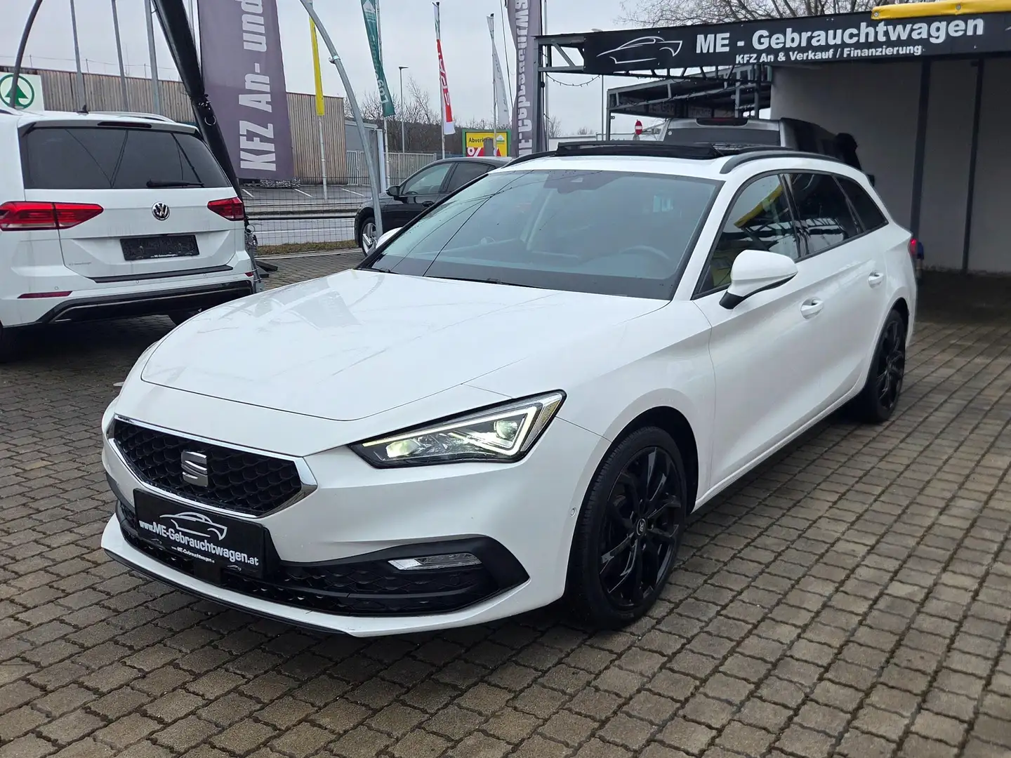 SEAT Leon VOLL-LED/VIRTUELL/NAV/KAMERA/SPORTSITZE/BEATS/ACC* Weiß - 2