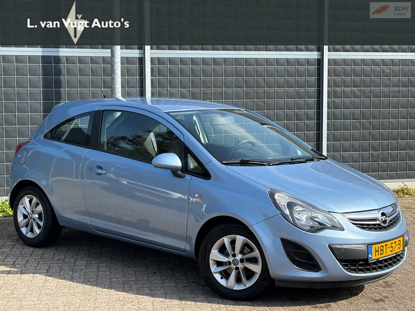 Opel Corsa 1.4-16V Blau - 1