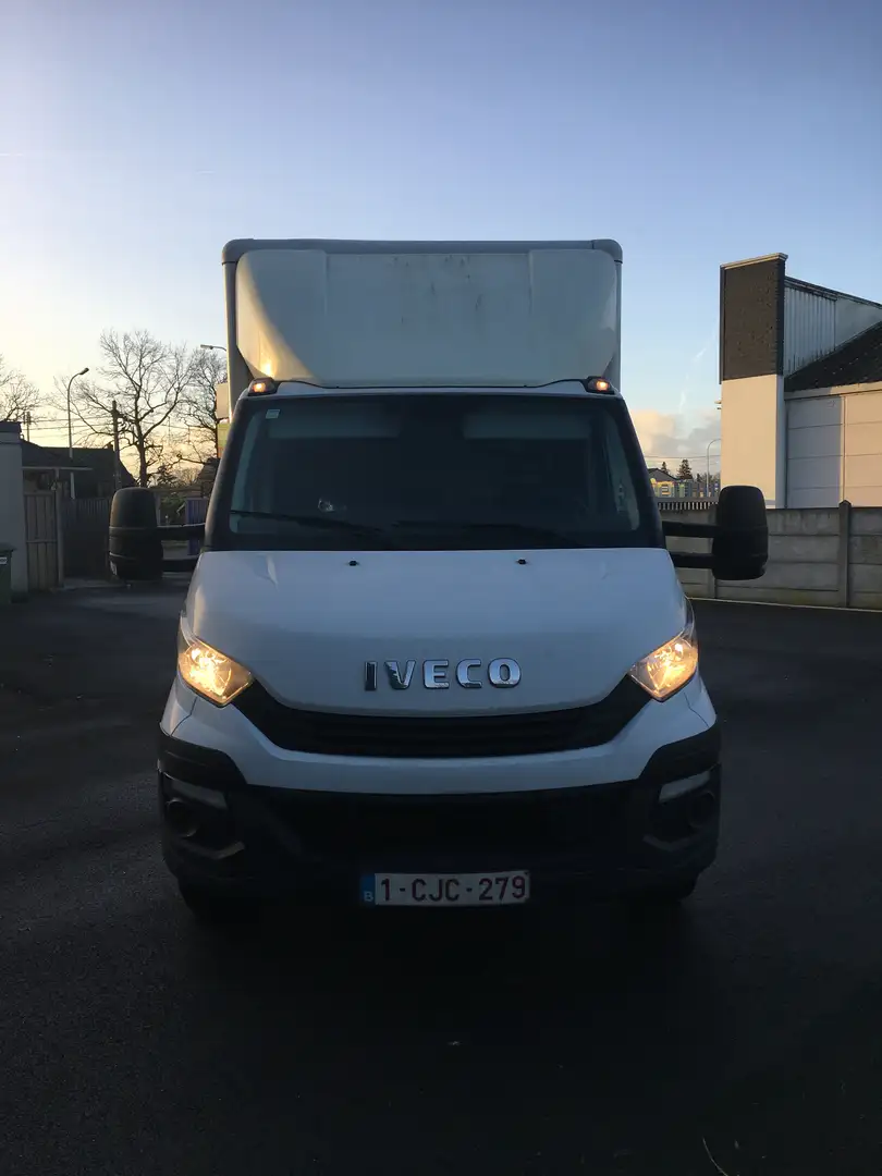 Iveco Daily 35s16 bakwagen met laadklep - 1