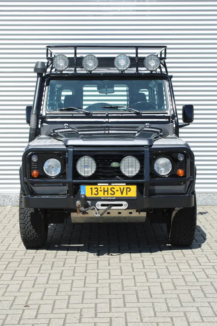 Land Rover Defender SUV/Off-Road/Pick-Up in Grijs gebruikt in HARDENBERG  voor € 34.950,-