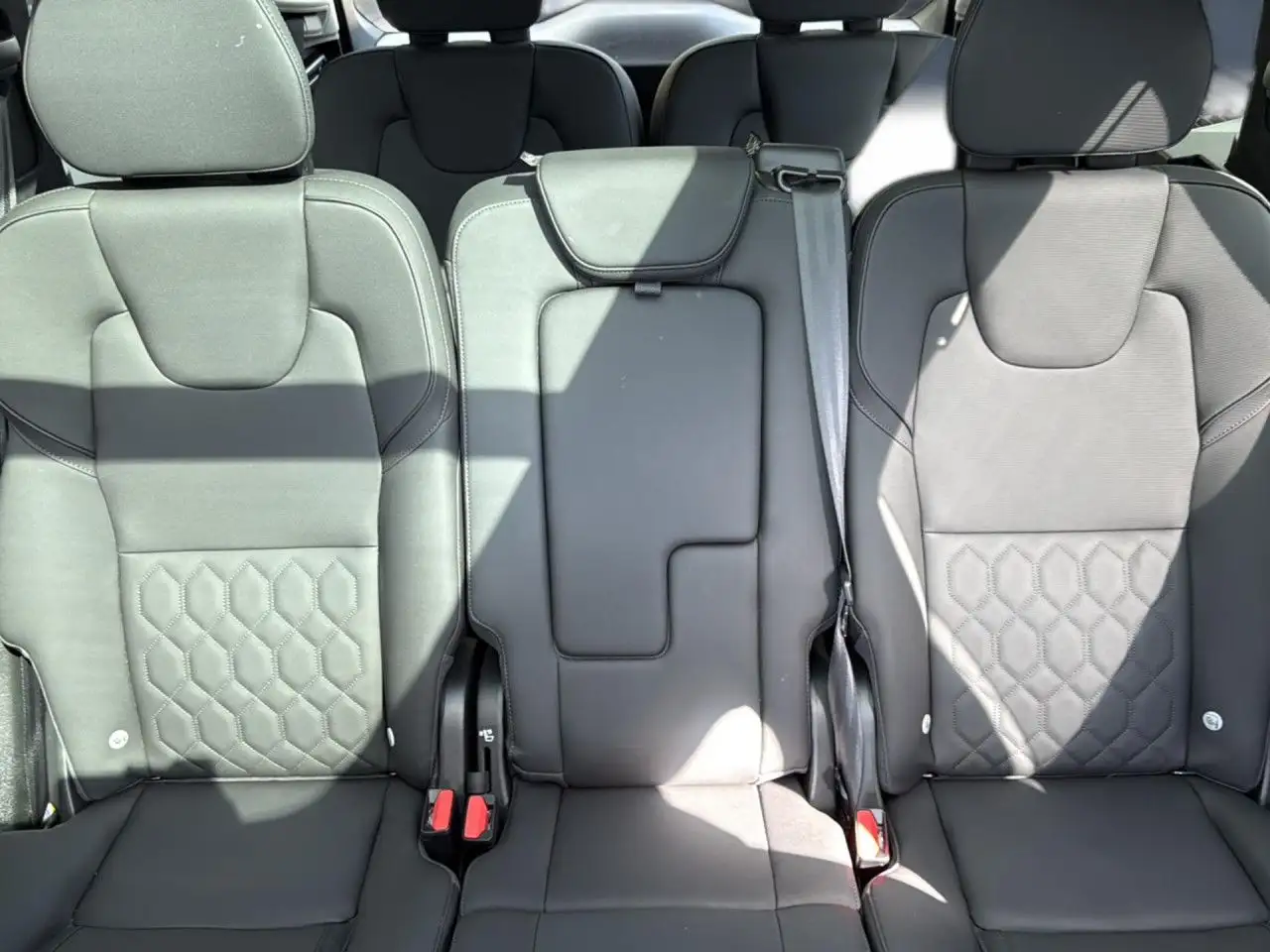 Volvo XC90 T8 Recharge Ultra Bright Plug-In Hybrid AWD, миниатюра 28
