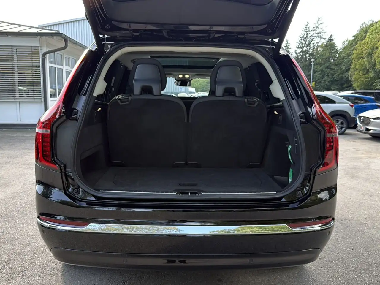 Volvo XC90 T8 Recharge Ultra Bright Plug-In Hybrid AWD, миниатюра 19