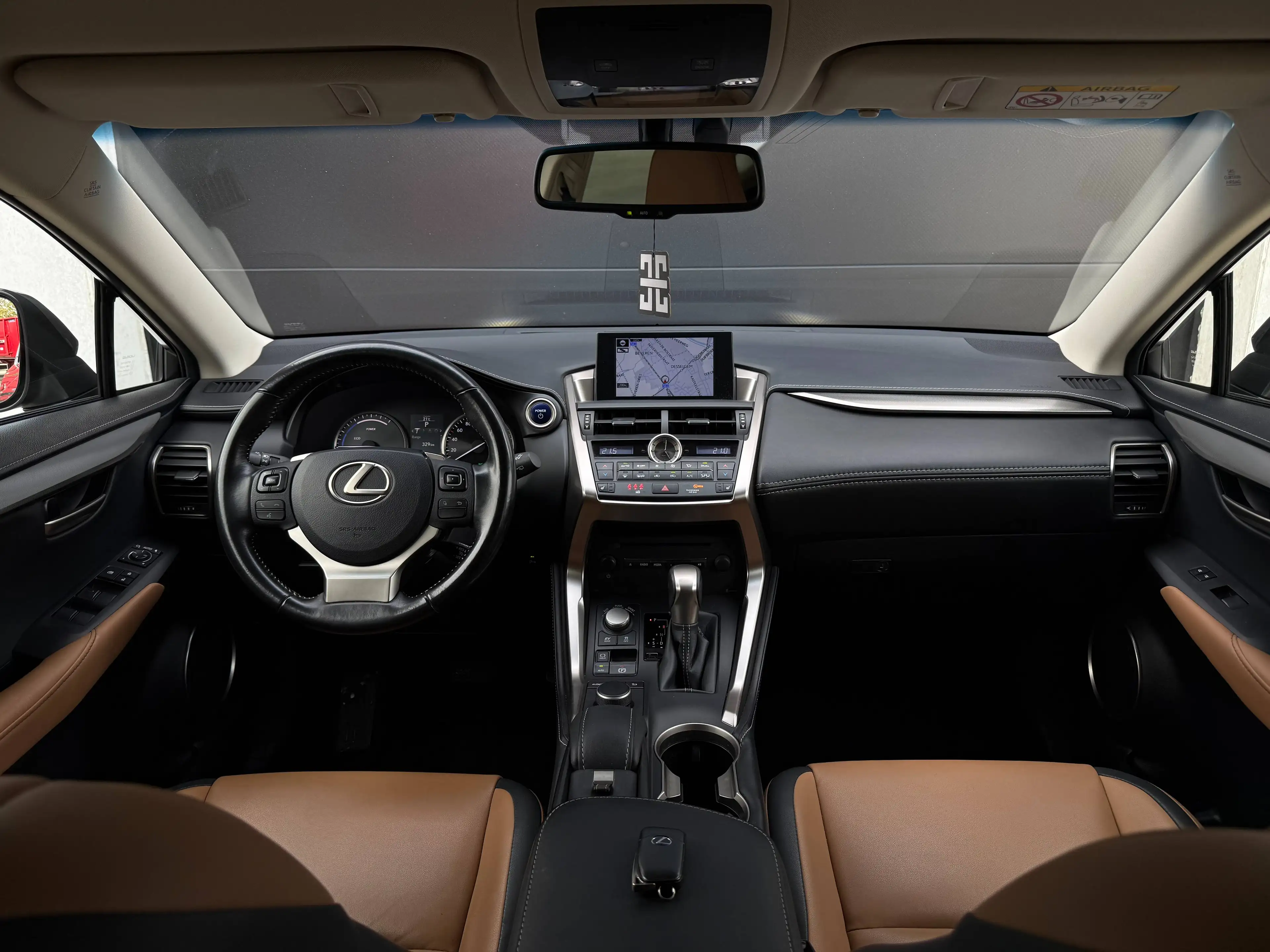Lexus NX 300h NX 300h Luxury Hybrid | Camera | Navi | Leder — photo 13