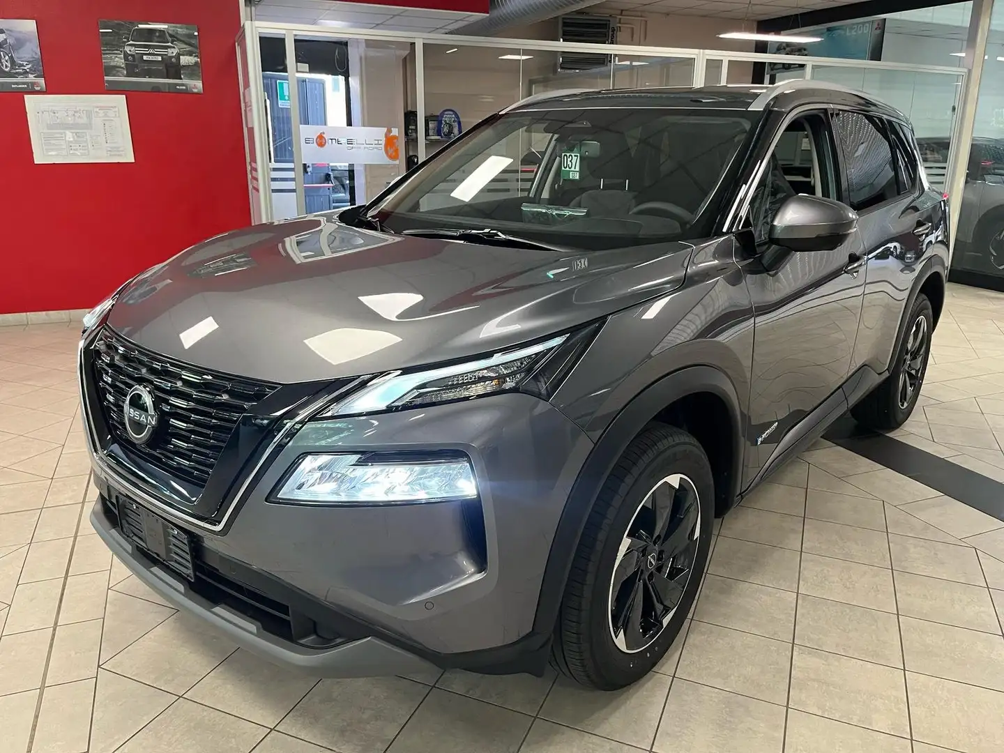 Nissan X-Trail mod2025 e-power N-Connecta 4wd 7p SCONTO 10000€ Grigio - 1
