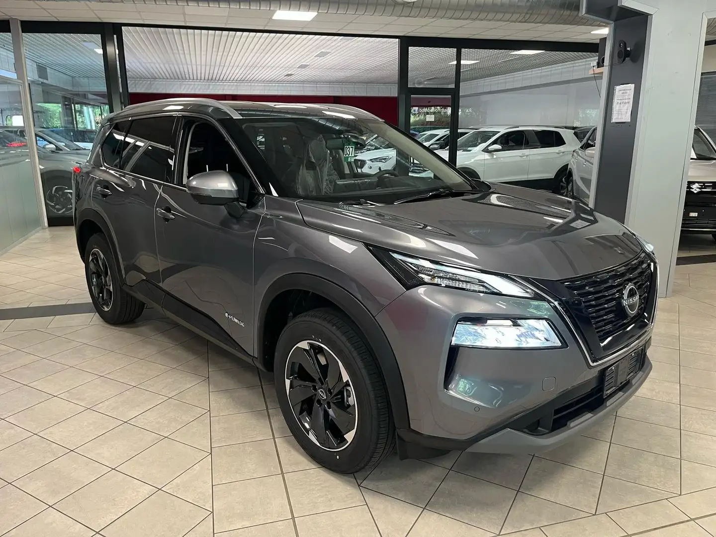 Nissan X-Trail mod2025 e-power N-Connecta 4wd 7p SCONTO 10000€ Grigio - 2