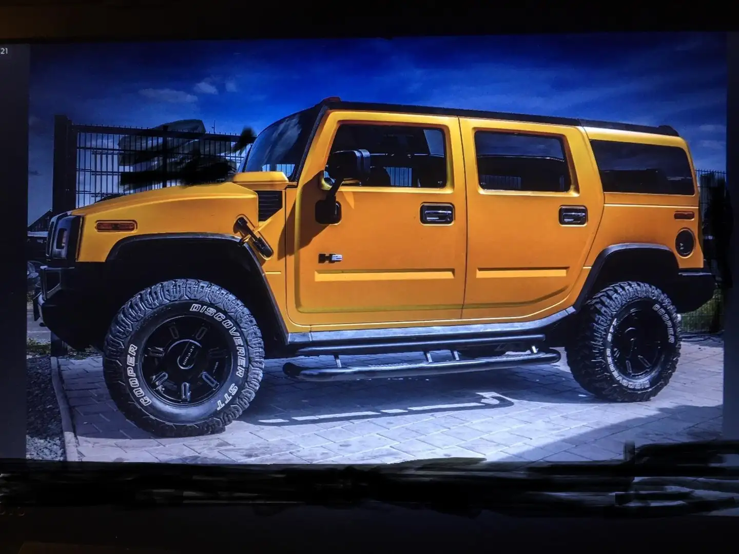 HUMMER H2 Gold - 1