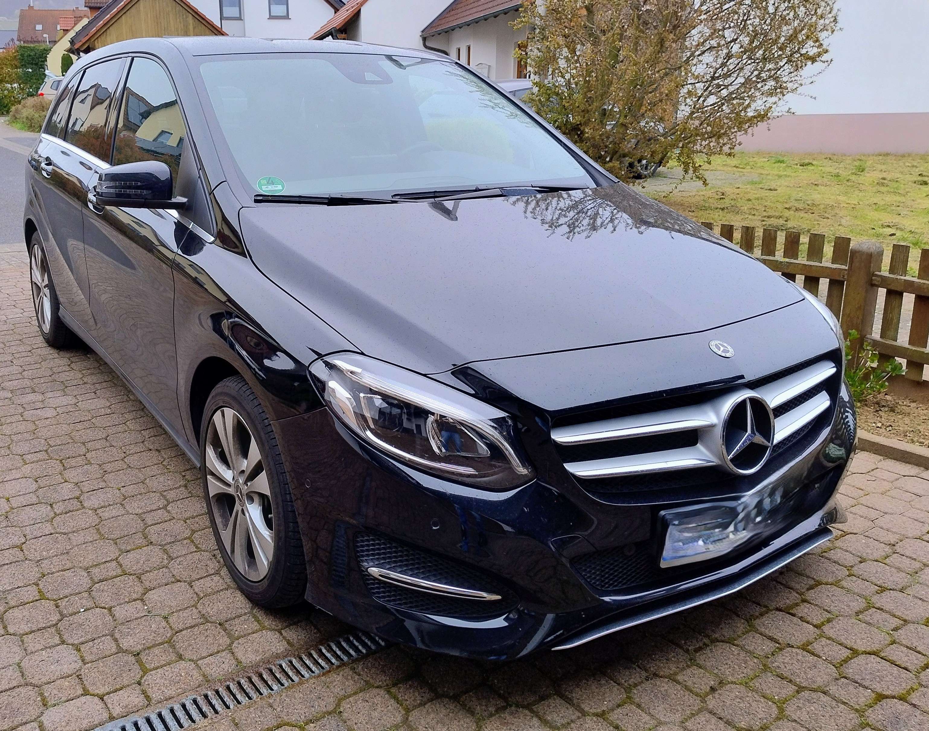 Second hand Mercedes Benz B-Class 200