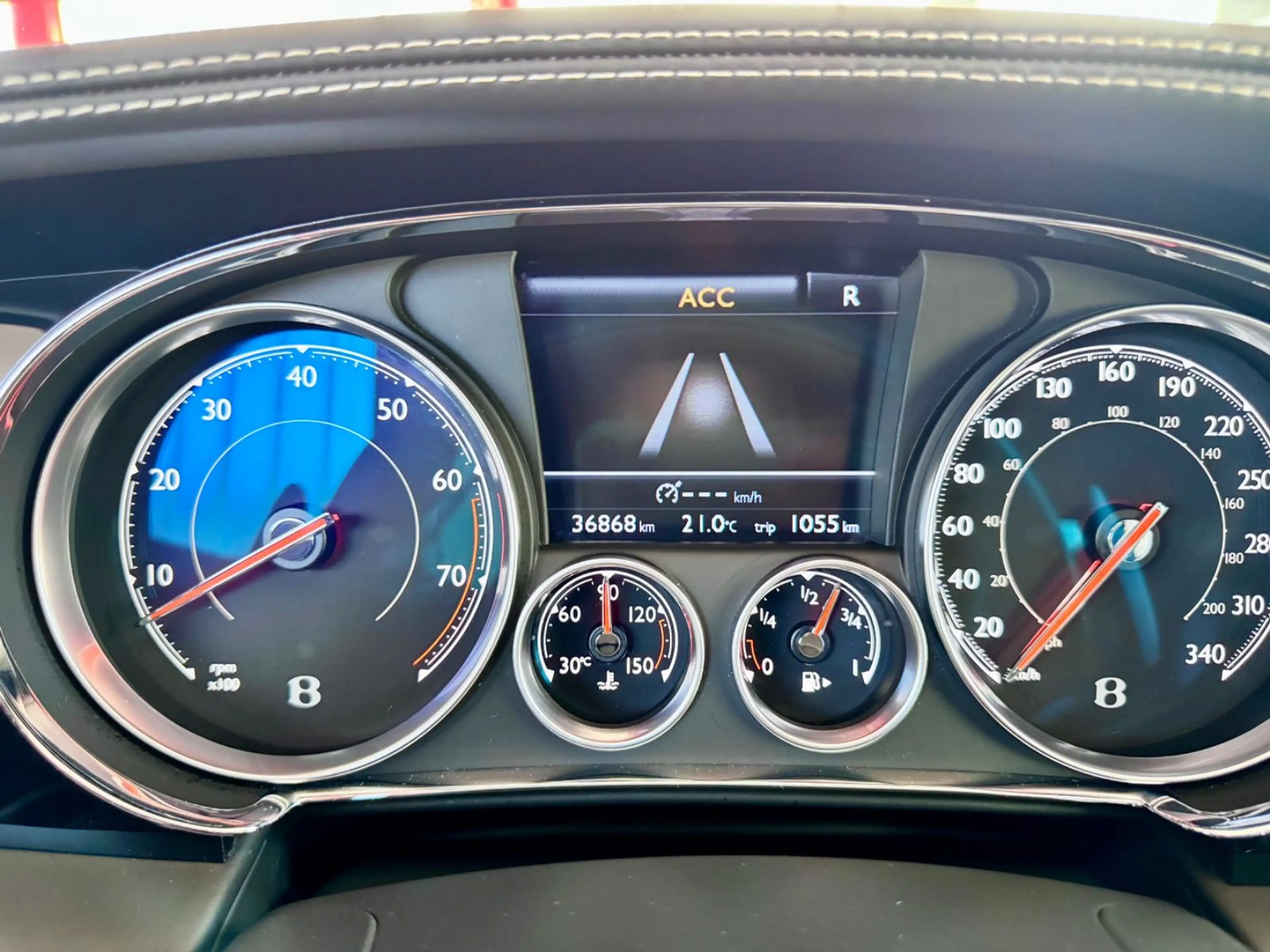 Bentley Continental GT 4.0 V8 S 4WD ACC Luft Mulliner 21 — photo 11