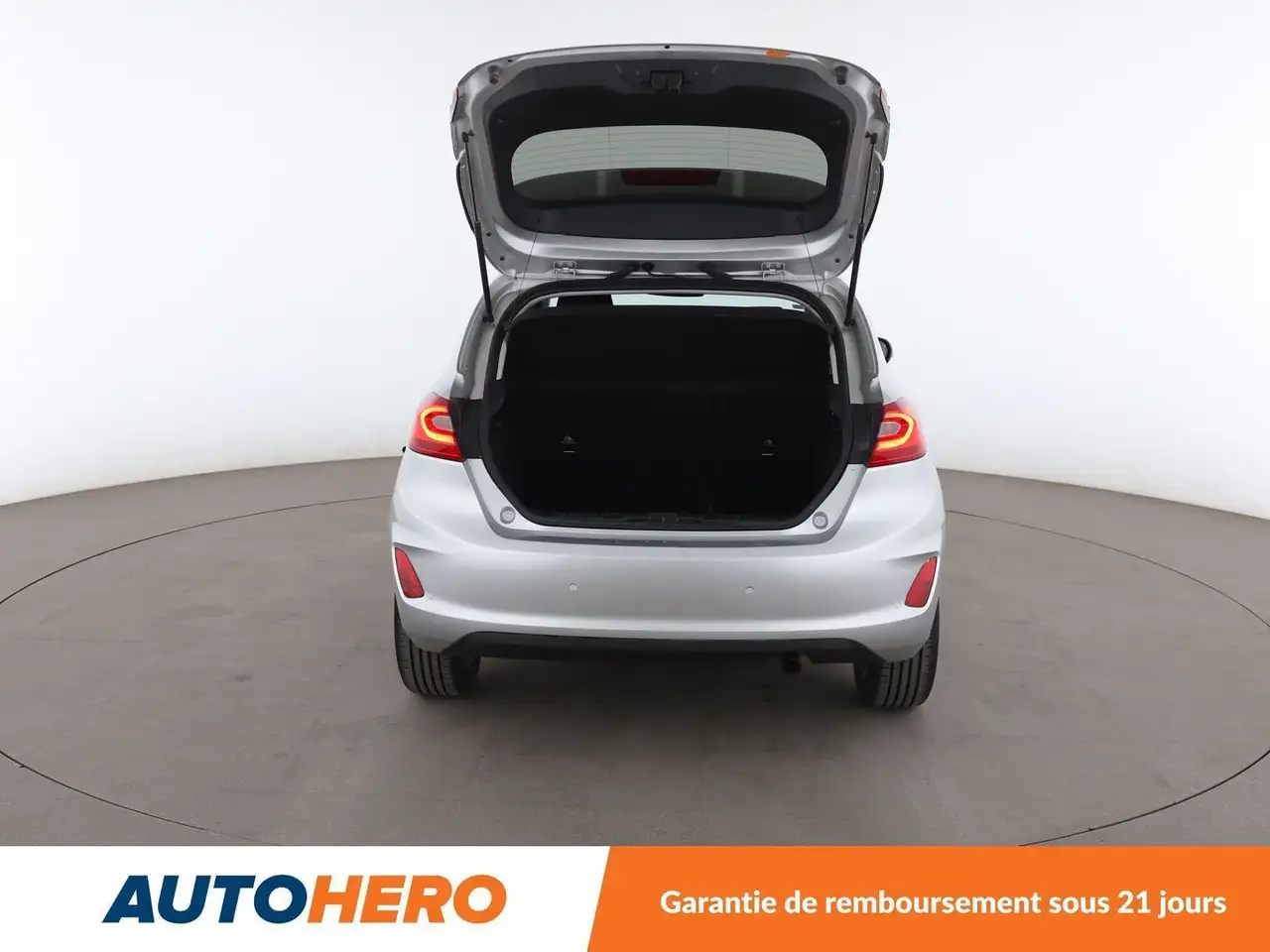 Ford Fiesta 5 portes — photo 16