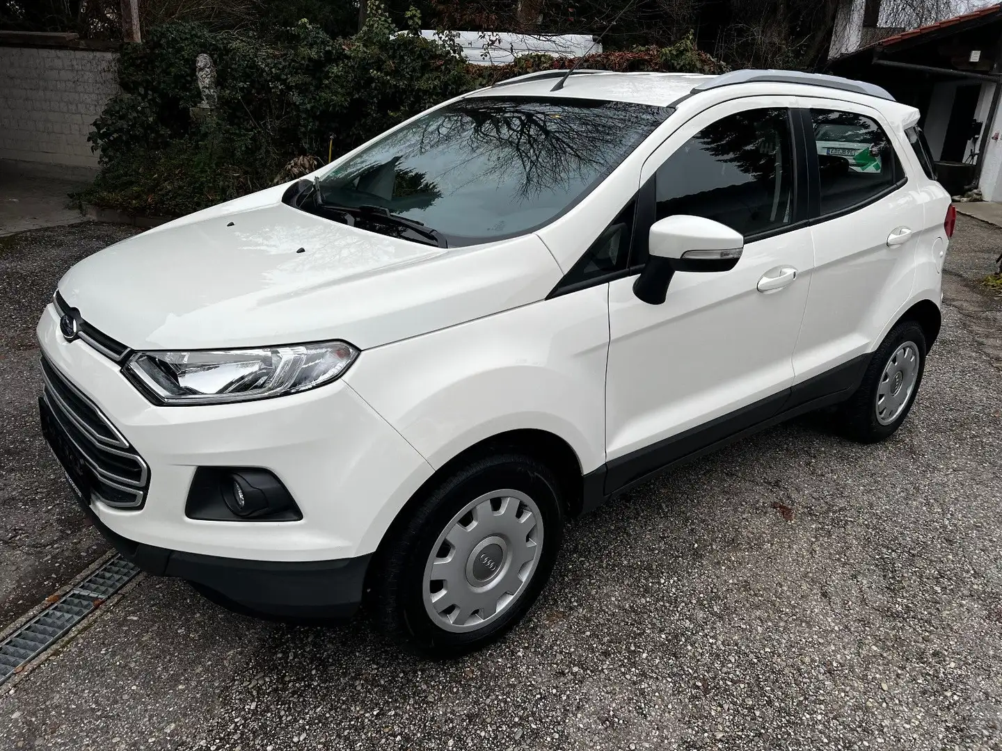 Ford EcoSport 1,5i Trend Scheckh. unffrei 8-fach NR Weiß - 2