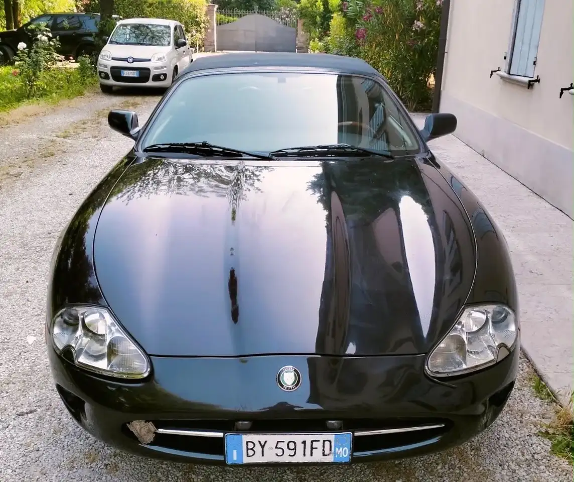 Jaguar XK8 Convertible 4.0, foto 1
