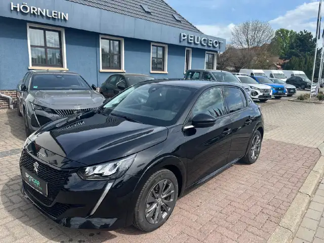 Peugeot e-208 208 e- Allure Pack 136 +Navi über App+SHZ+11KW