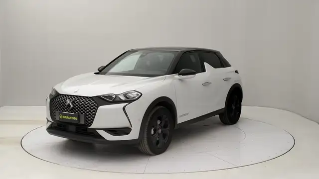 DS Automobiles DS 3 Crossback Crossback 50 kWh E-TENSE Performance Line