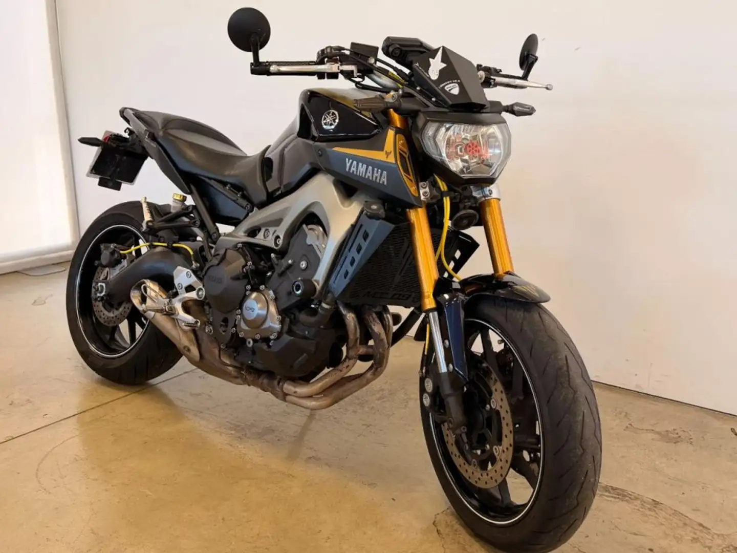 Yamaha MT-09 BLACK Nero - 2