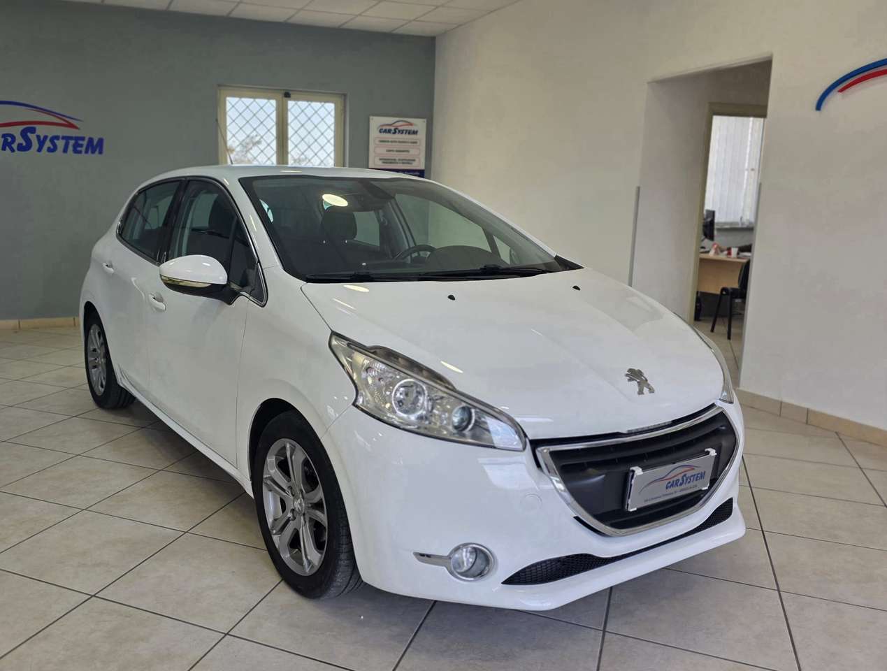 Peugeot 208 208 I 2012 5p 1.4 hdi 8v Allure