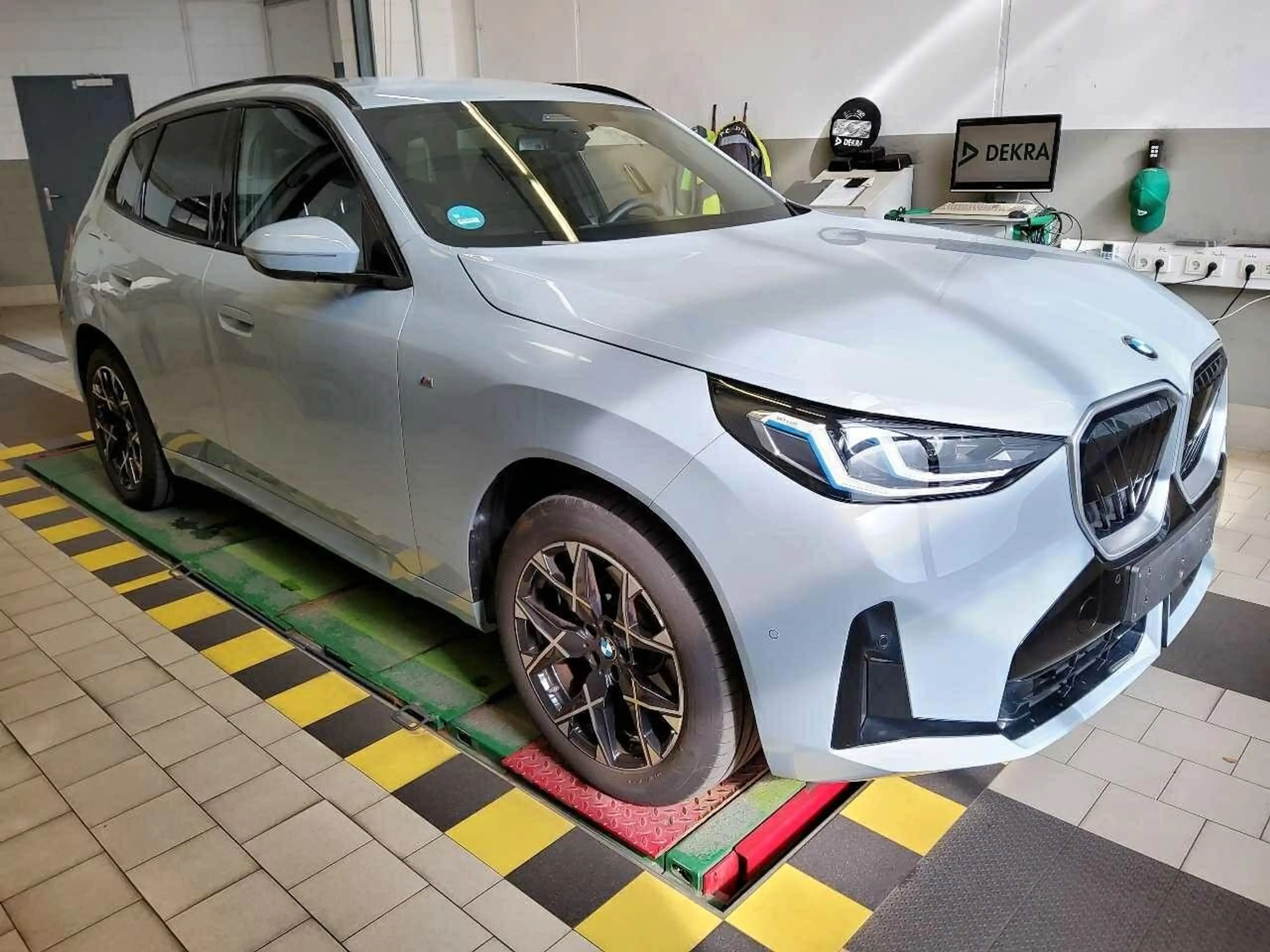 BMW X3 20 d xDrive M Sport Premium-Paket, Sound-Syst — photo 7