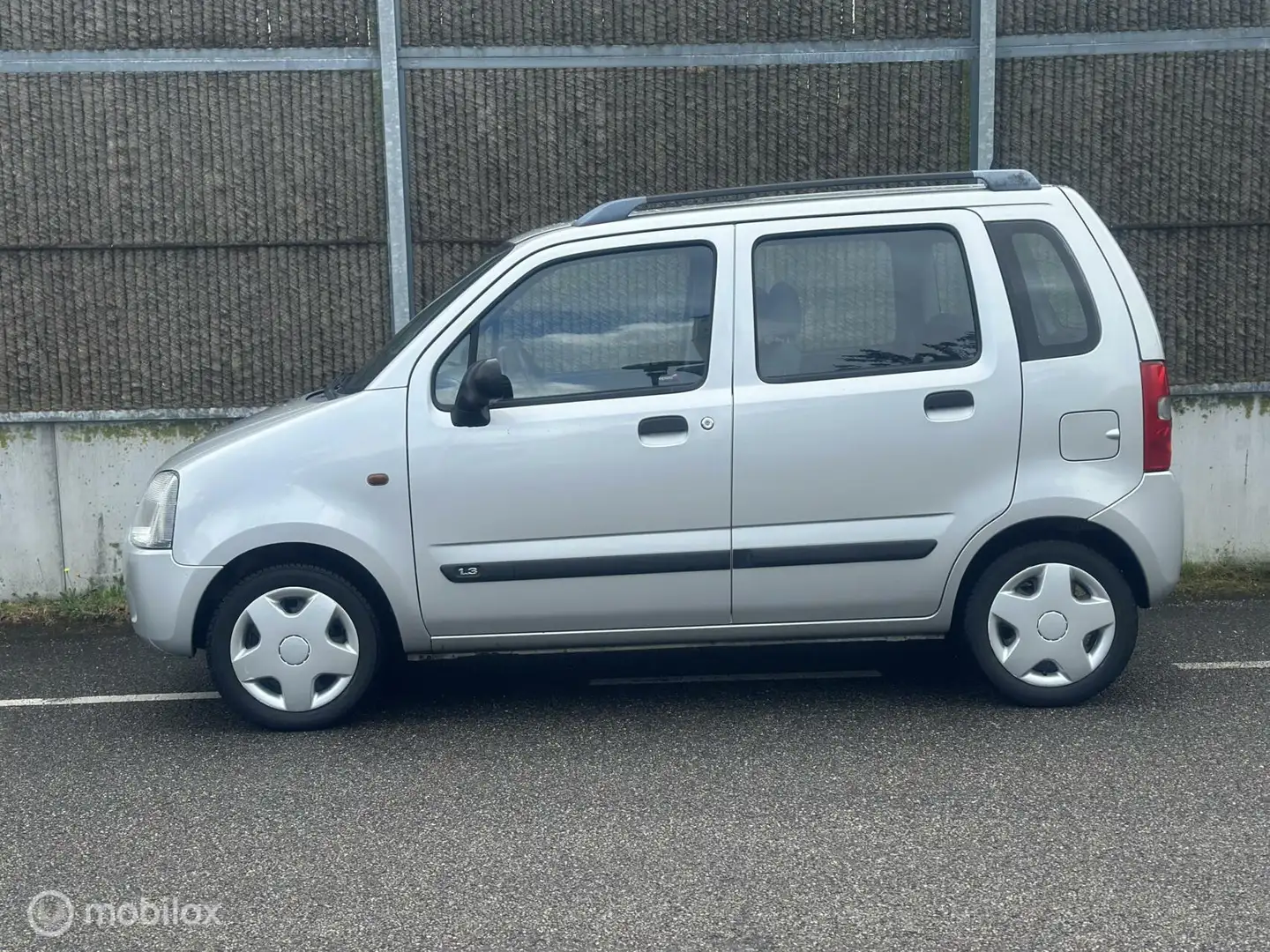 Suzuki Wagon R+ 1.3 GLS Gri - 2