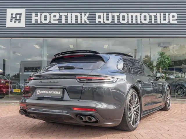 Porsche Panamera view 2