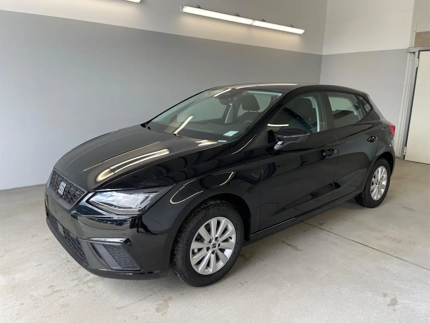 SEAT Ibiza Style 80PS Full Link+Kamera+Climatronic 1.0 MPI... Fekete - 1