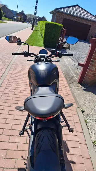 Triumph Trident 660 - foto 4