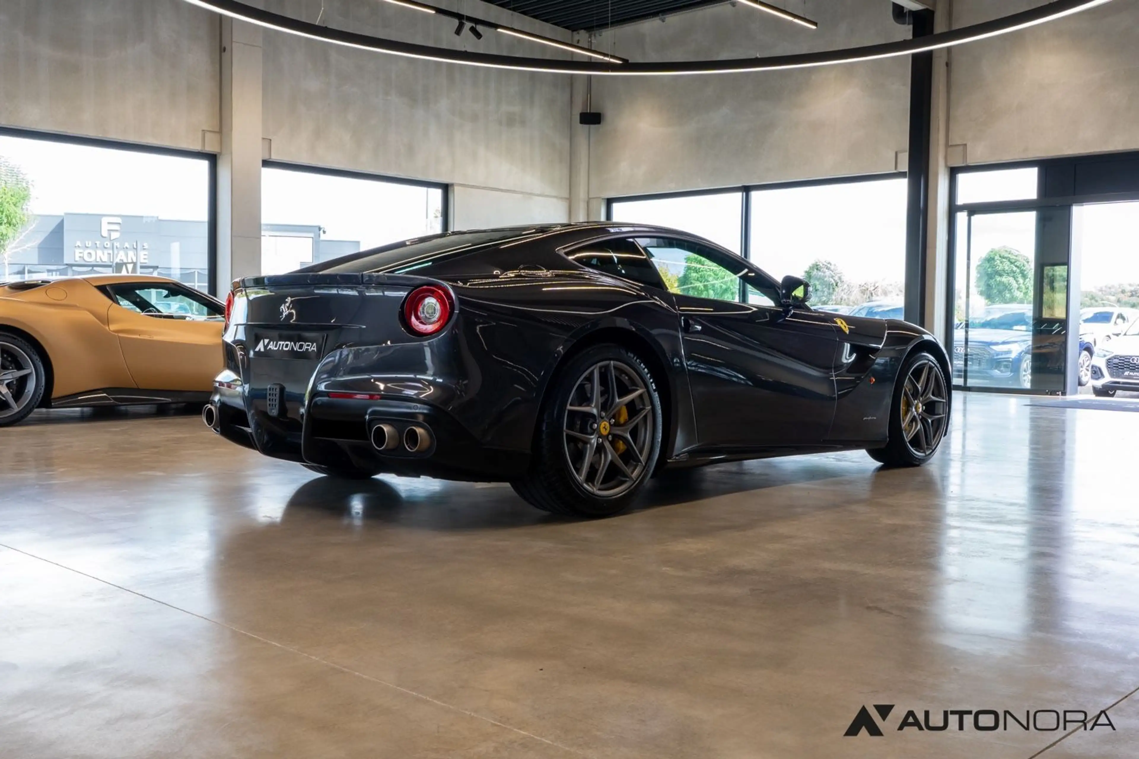 Ferrari F12 Berlinetta JBL Kamera Racingsitze — photo 14