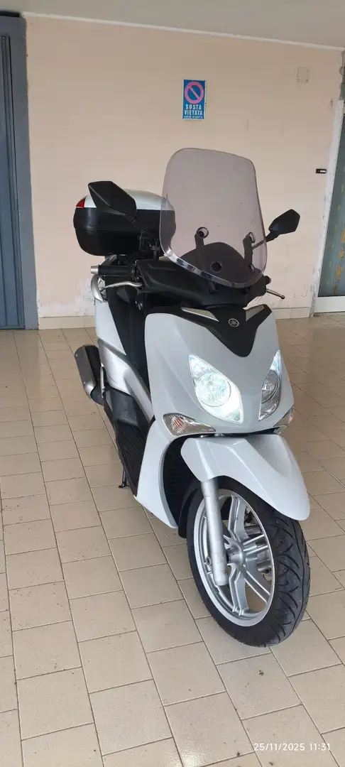 Yamaha X-City 250 Bianco - 2