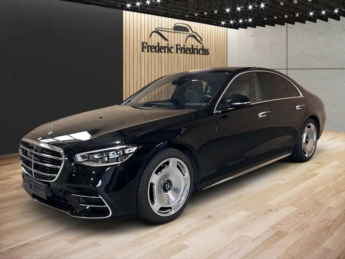 Mercedes-Benz S 580 e 4Matic  AMG Pano 3D Sitzkl Memory 2x 20" Negru - 1