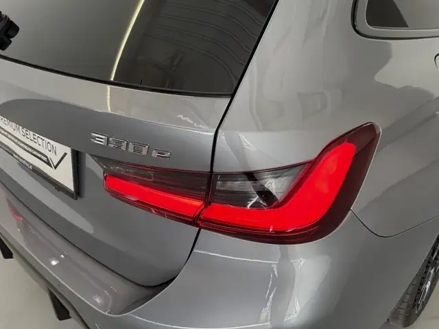 BMW 330 e xDrive Ansicht 16