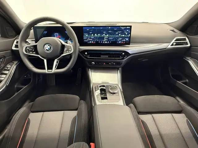BMW 330 e xDrive Ansicht 6