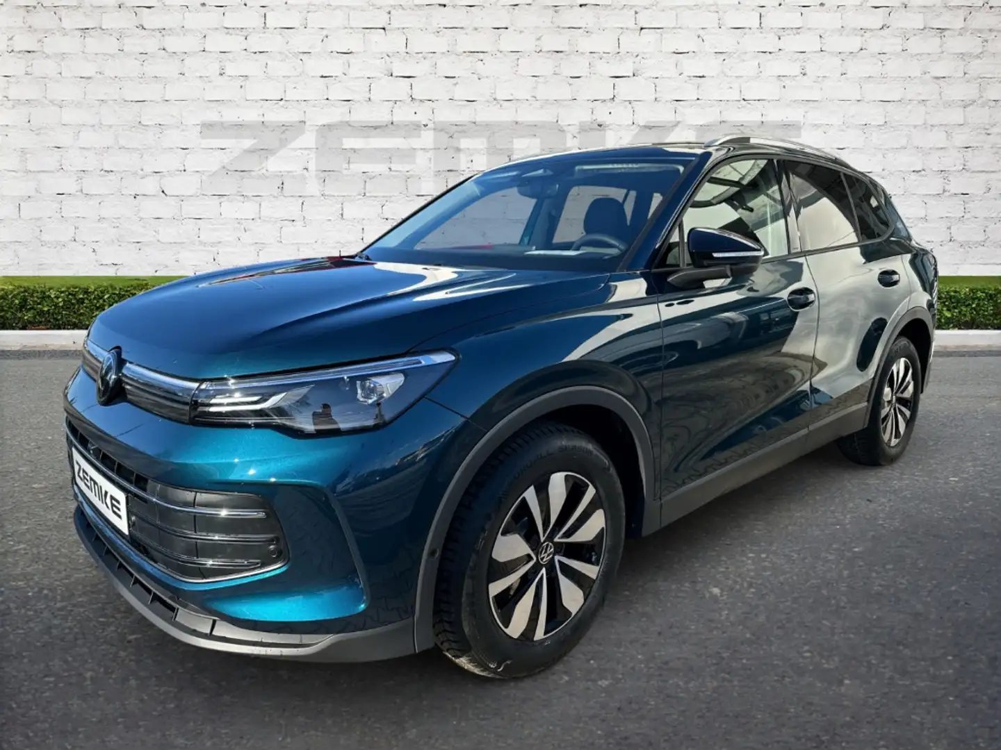 Volkswagen Tiguan GOAL 1,5 l eTSI DSG AHK Navi Digitales Cockpit Blau - 1