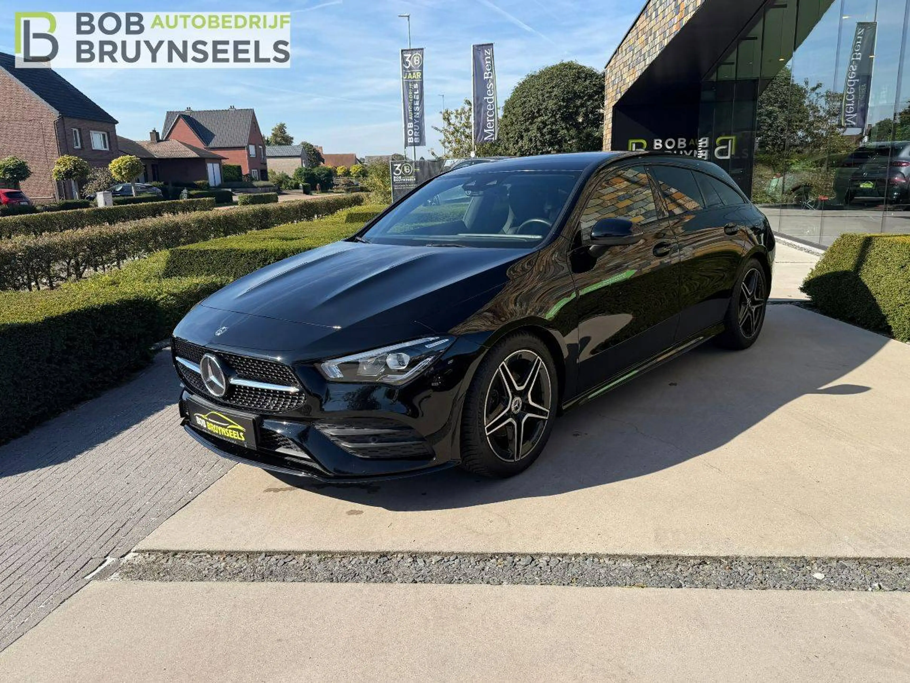 Mercedes-Benz CLA 180 | AMG line | Nightpakket | Camera | Sfeerverlichting | Sound System — photo 3