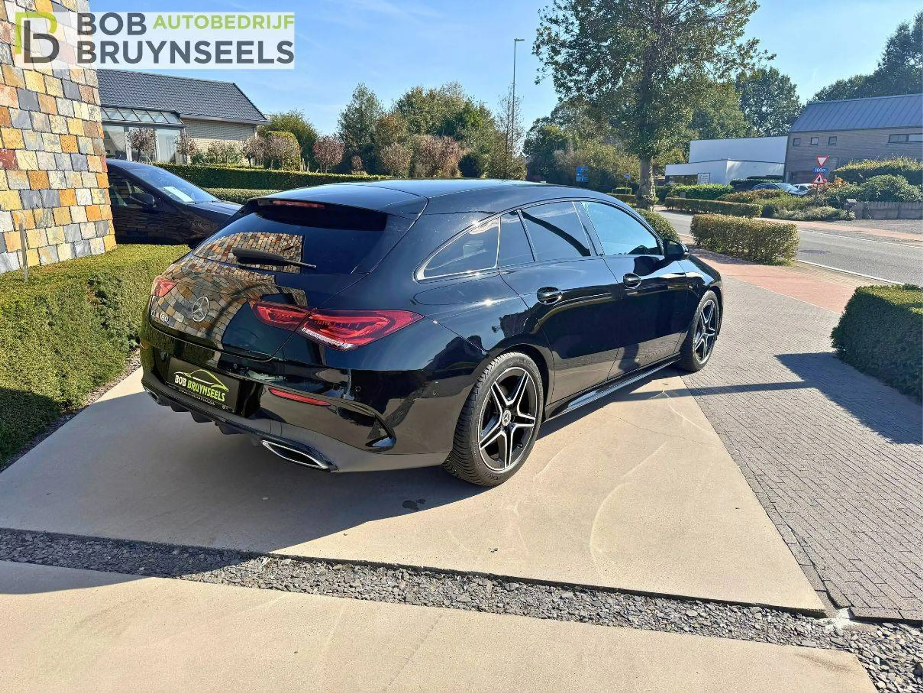 Mercedes-Benz CLA 180 | AMG line | Nightpakket | Camera | Sfeerverlichting | Sound System — photo 6