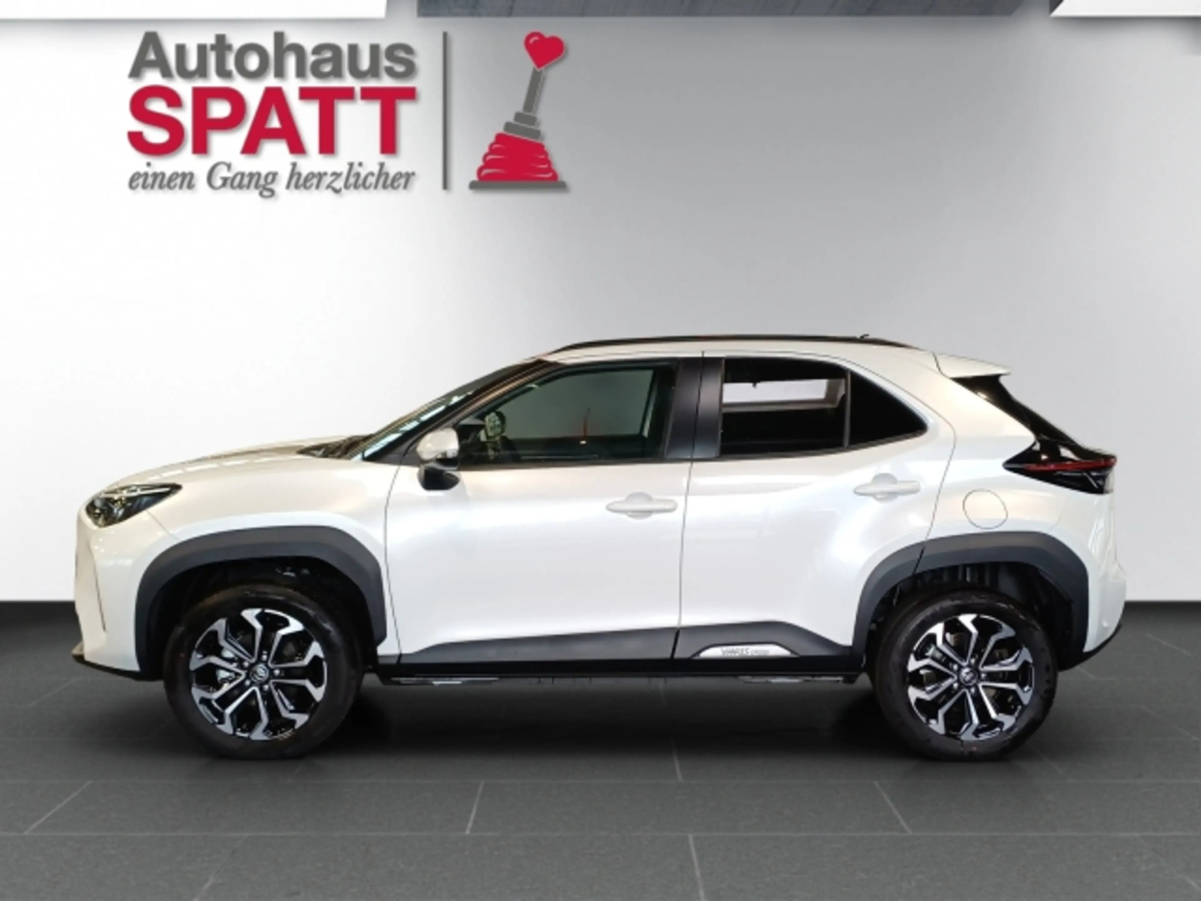 Toyota Yaris Cross 1,5 VVT-i Hybrid Active Drive 2WD !! promt verfüg — photo 2