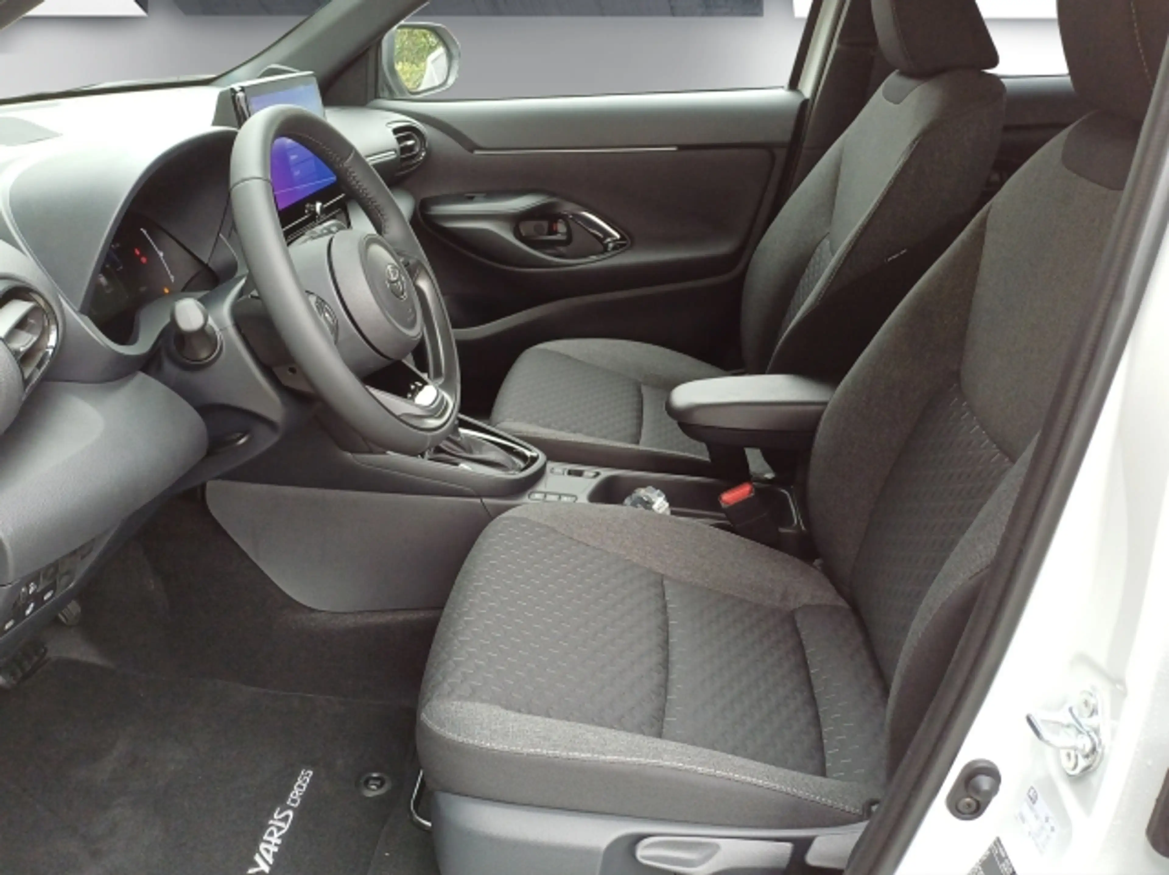 Toyota Yaris Cross 1,5 VVT-i Hybrid Active Drive 2WD !! promt verfüg — photo 6