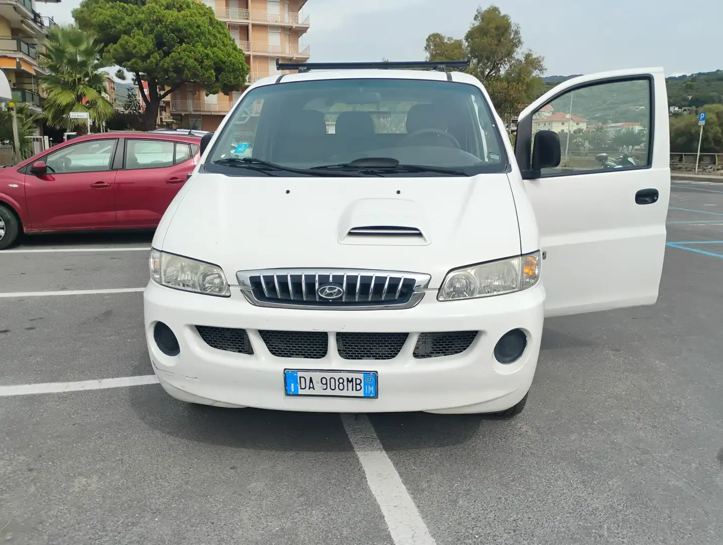Hyundai H-1 H-1 2.5 CRDI AUTOCARRO 3 POSTI Blanc - 1