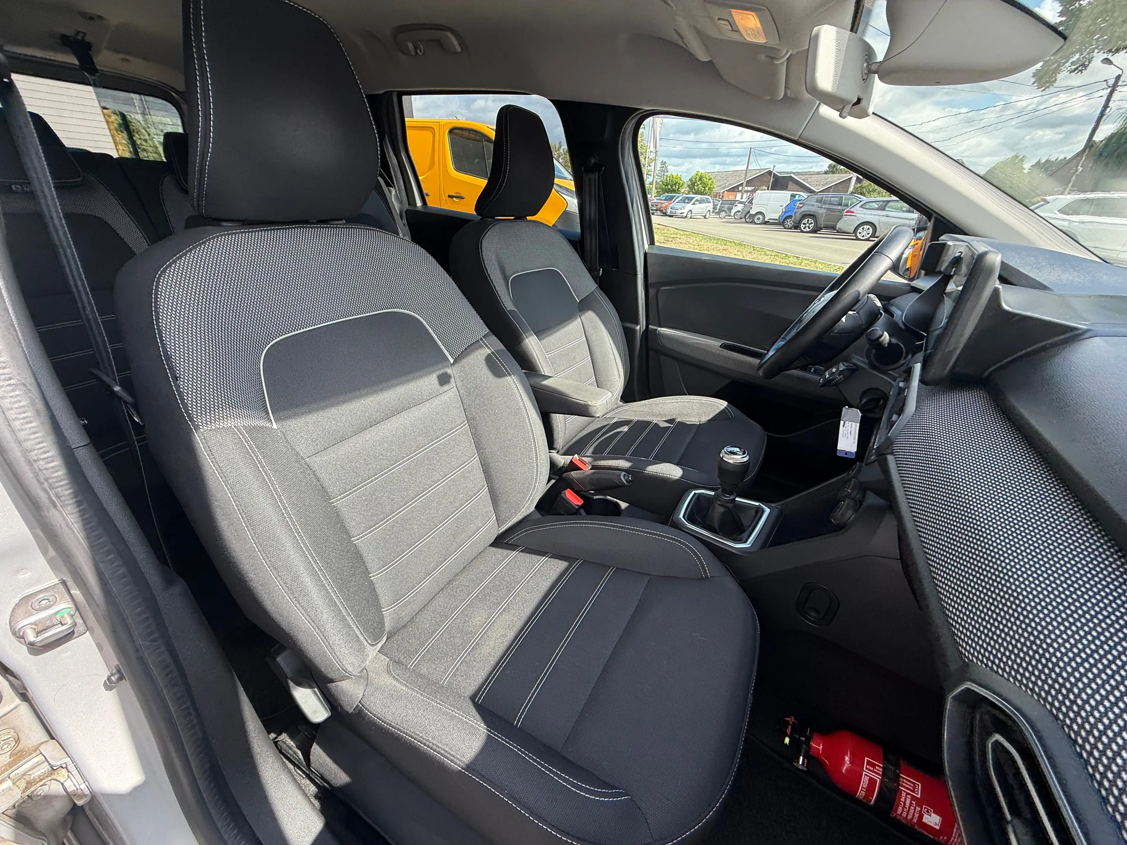 Dacia Jogger Jogger 1.0TCe LPG CRUISE,CLIM,RADARS,PHARES AUTO… — photo 7