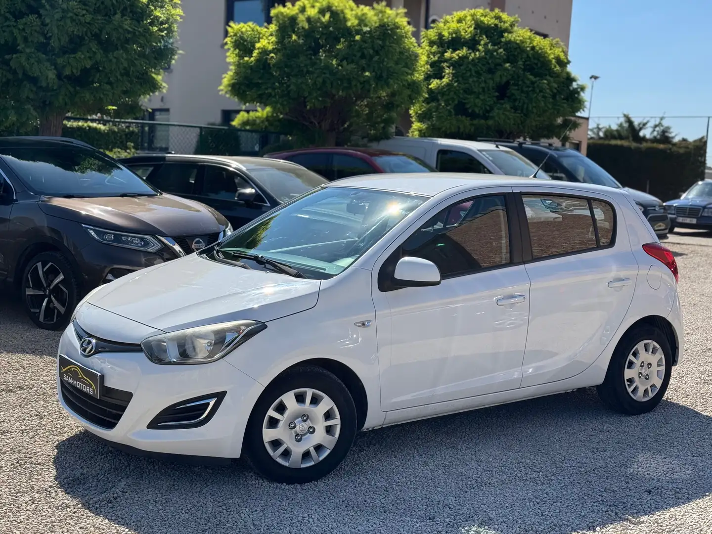 Hyundai i20 1.1 CRDi *Airco* Білий - 1