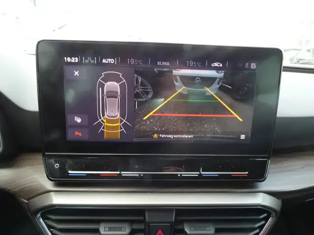 Seat Leon view 13