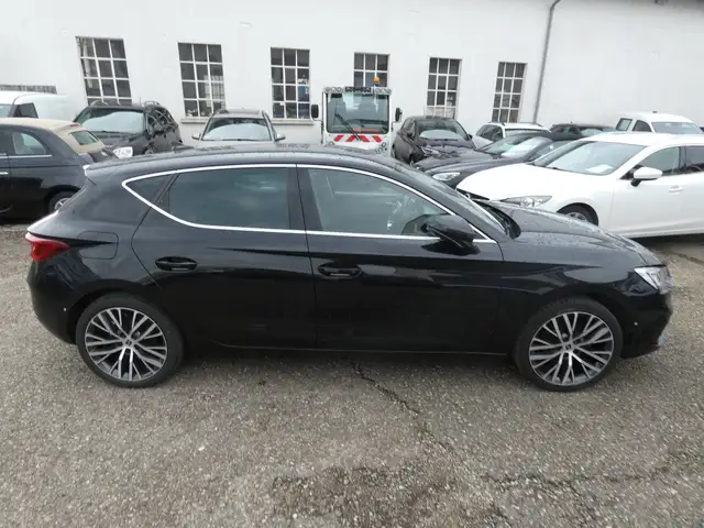 Seat Leon view 2