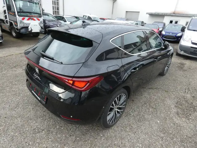 Seat Leon view 3