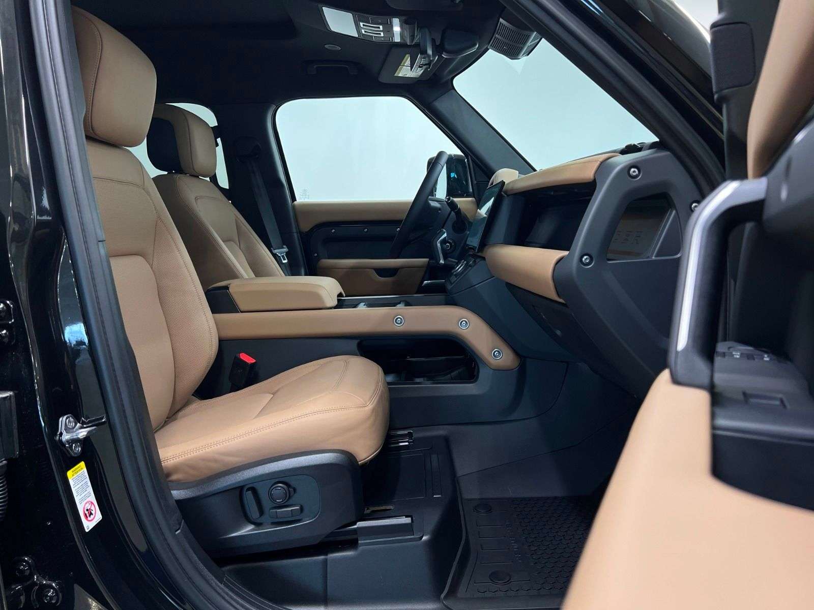 2026 Land Rover Defender 110 P400 X-DYNAMIC SE thumb 30