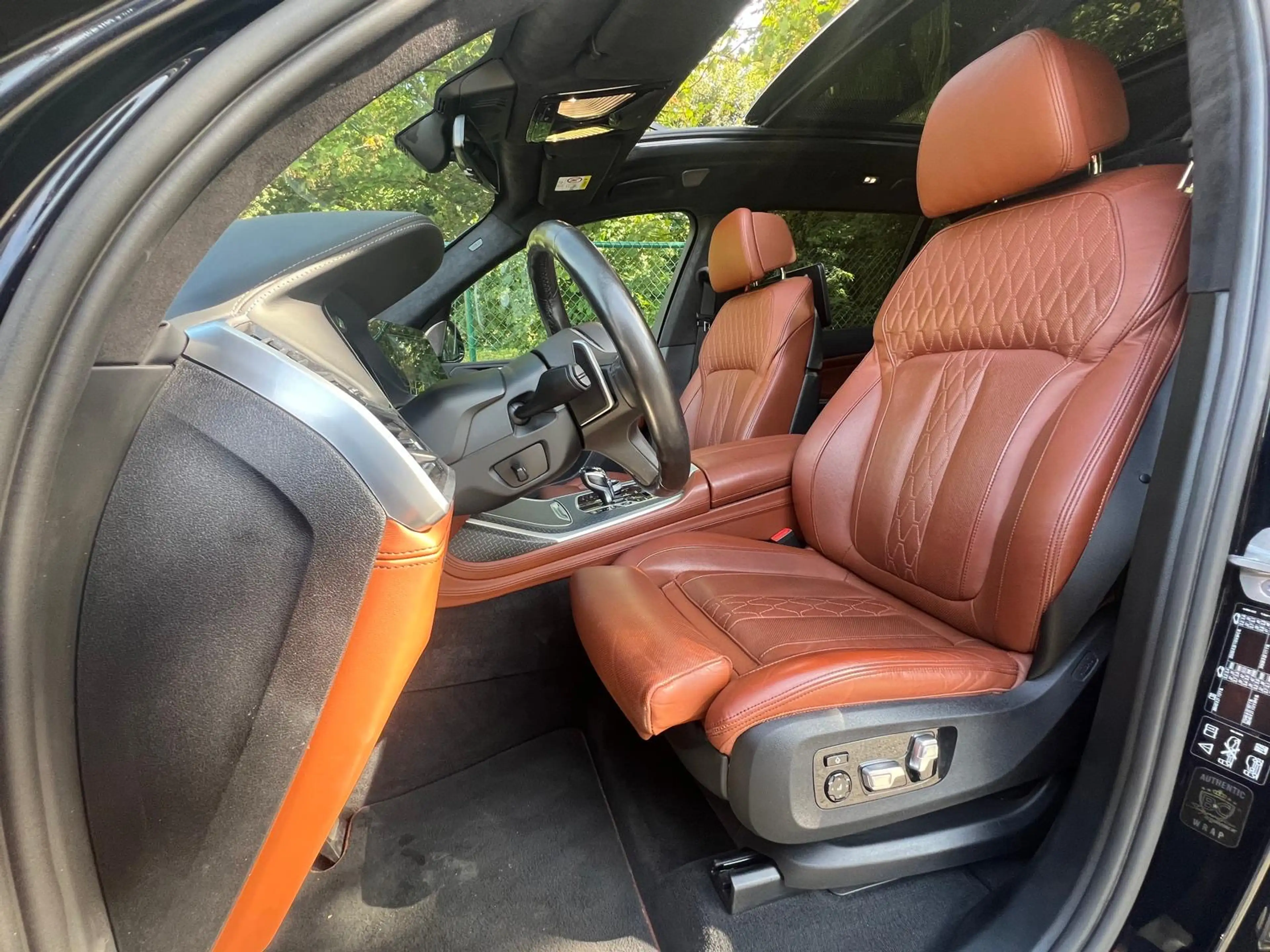 BMW X7 M X7 M50iAS (EU6AP) full 7 places Swarovski — photo 6