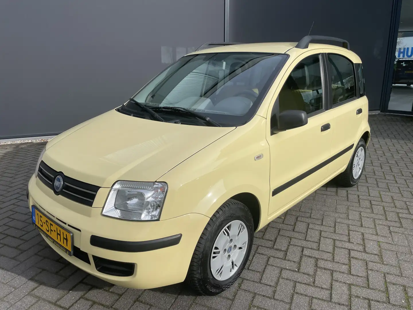 Fiat Panda 1.2 Dynamic Deze auto is in goede staat, heeft een Jaune - 2
